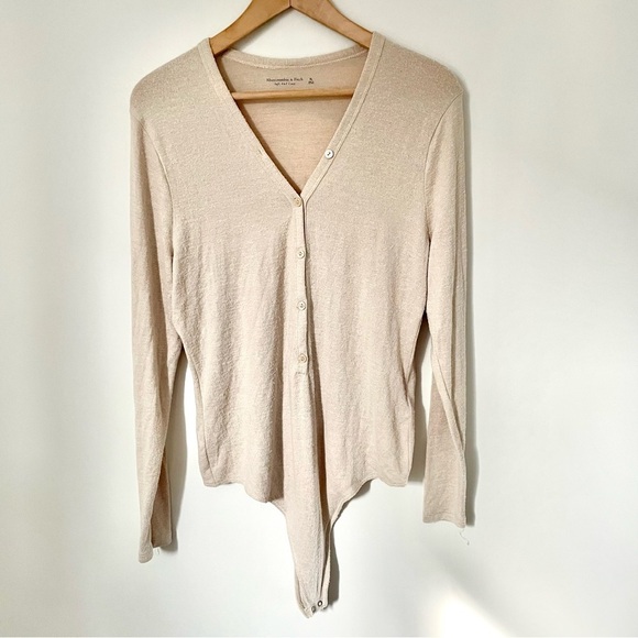 Abercrombie and Fitch Soft A&F Cozy Cream Henley Bodysuit Button Down XL - Picture 1 of 4